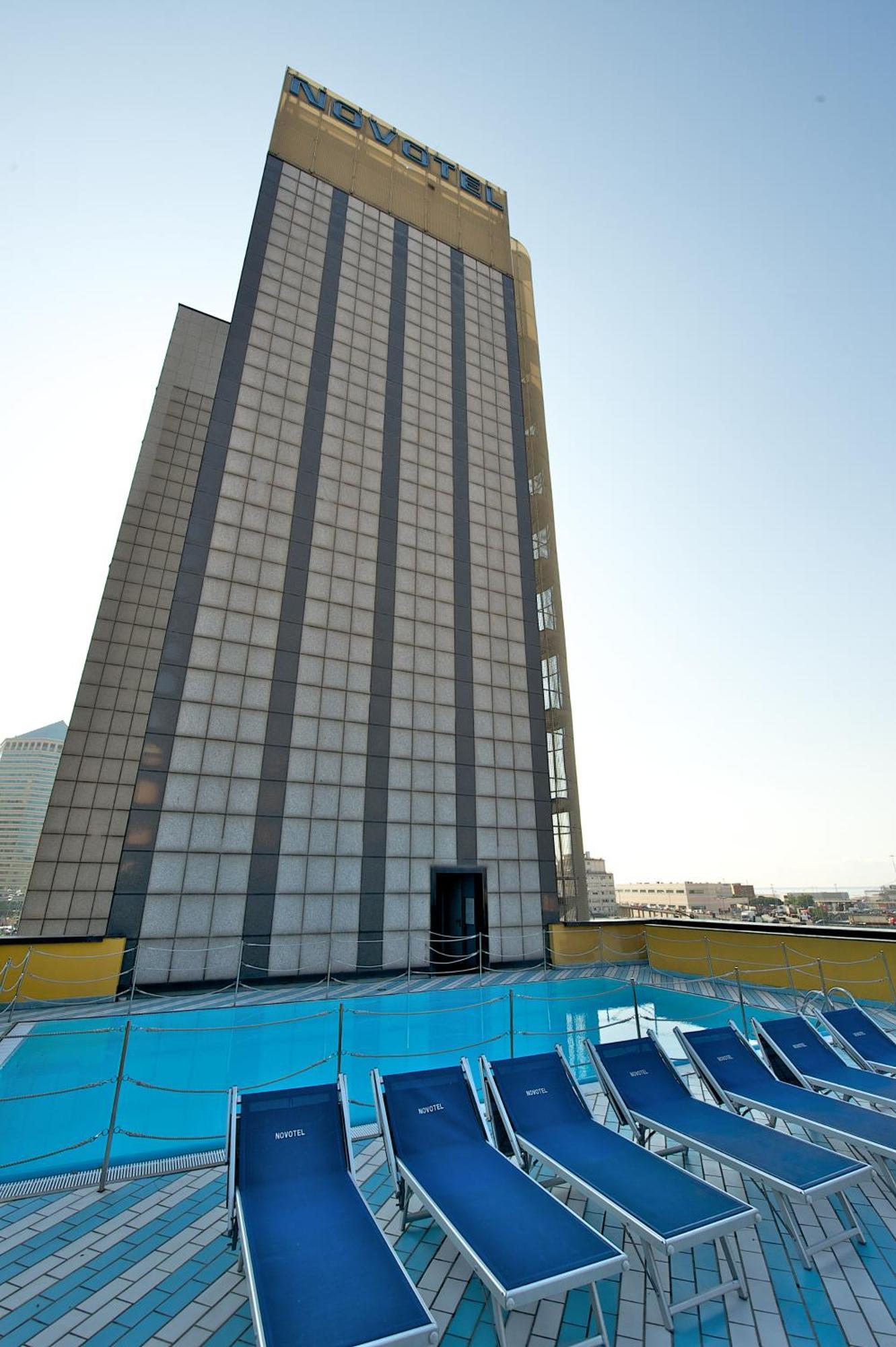 Novotel Genova City Esterno foto