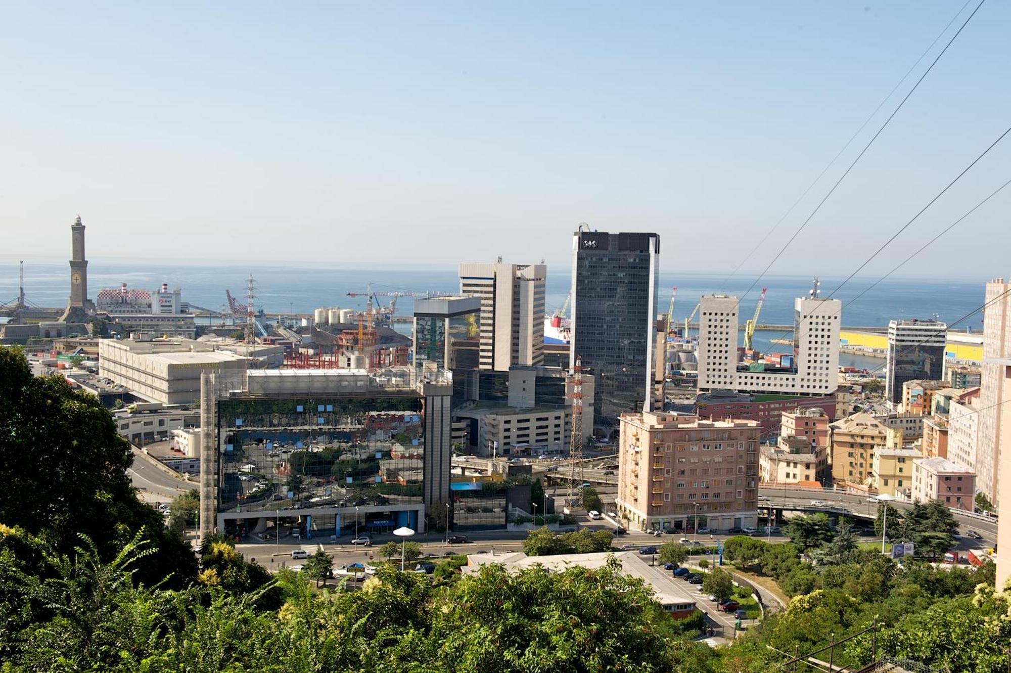 Novotel Genova City Esterno foto