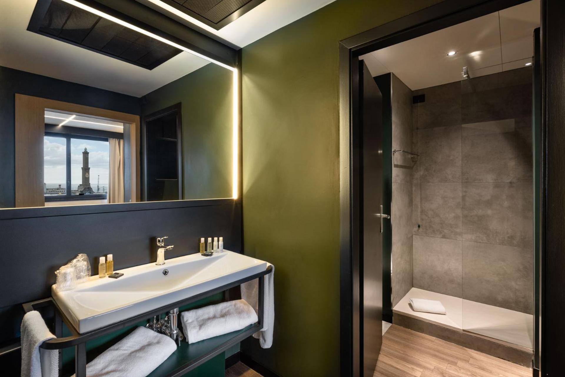 Novotel Genova City Esterno foto