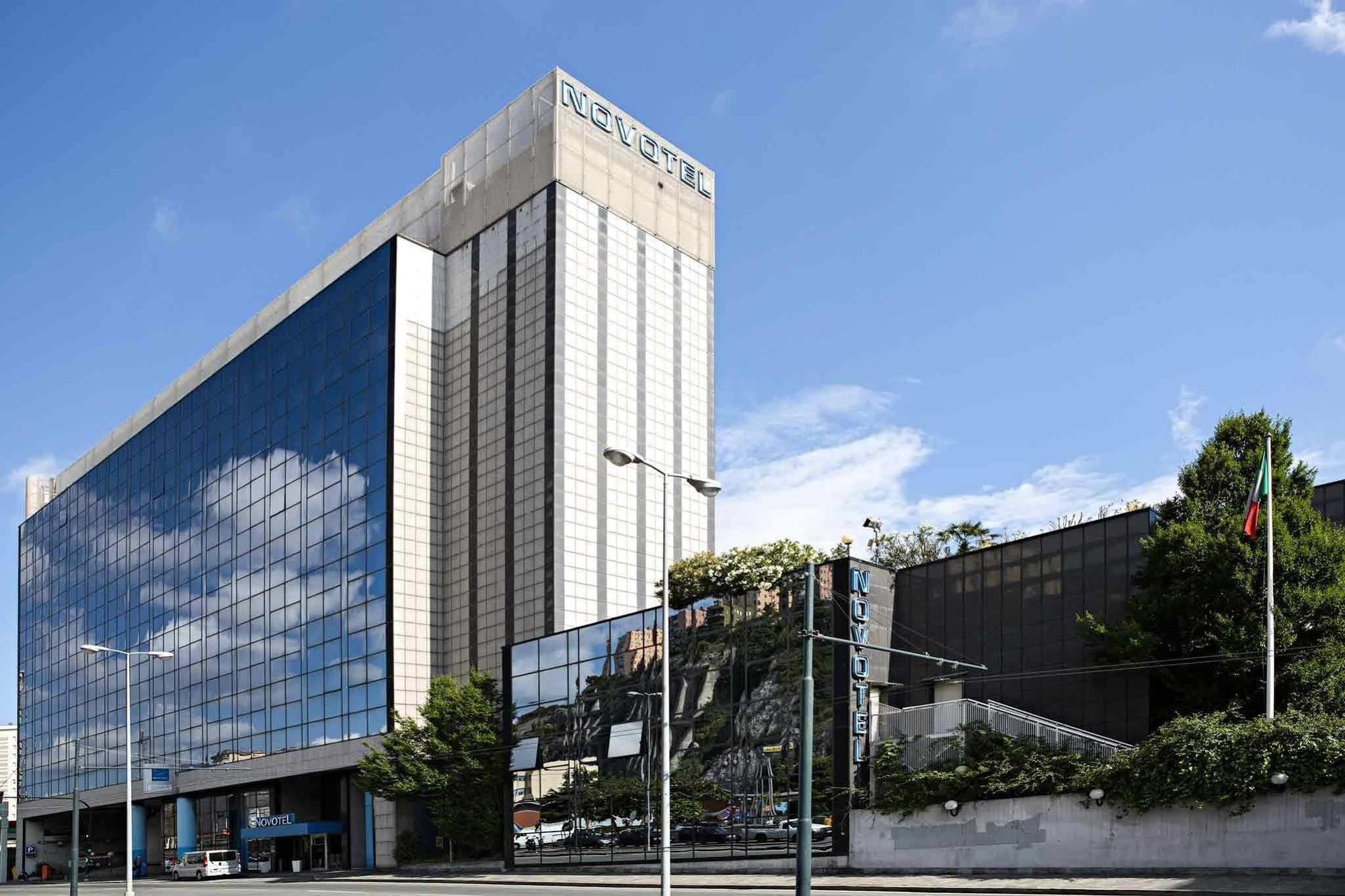 Novotel Genova City Esterno foto